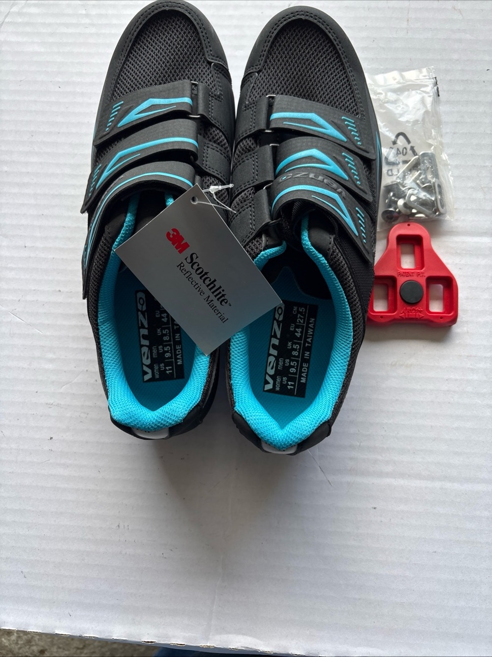 Venzo Men's Black and Teal Cycling Shoes with Adjustable Straps